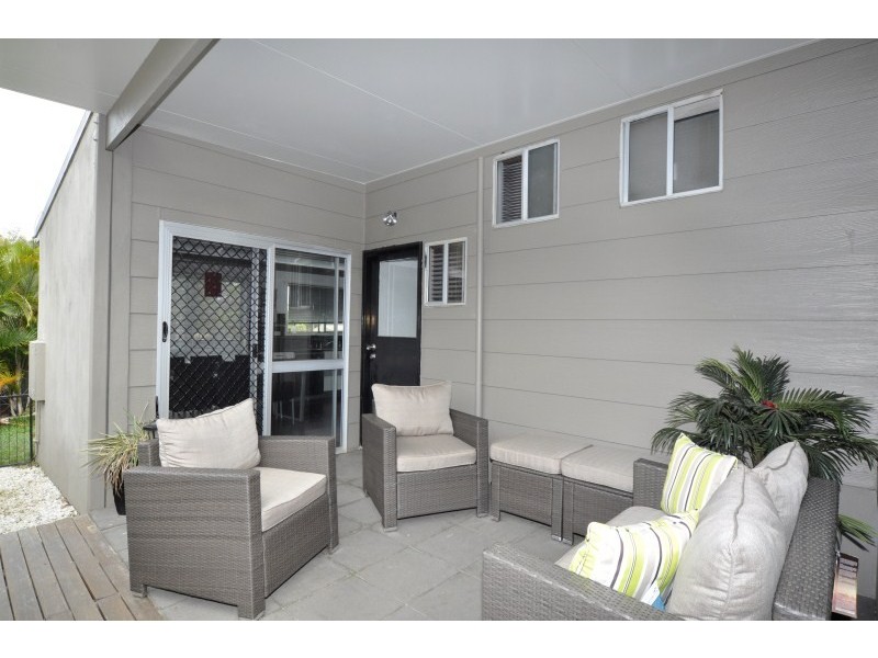 1 Finley Court, Helensvale QLD 4212