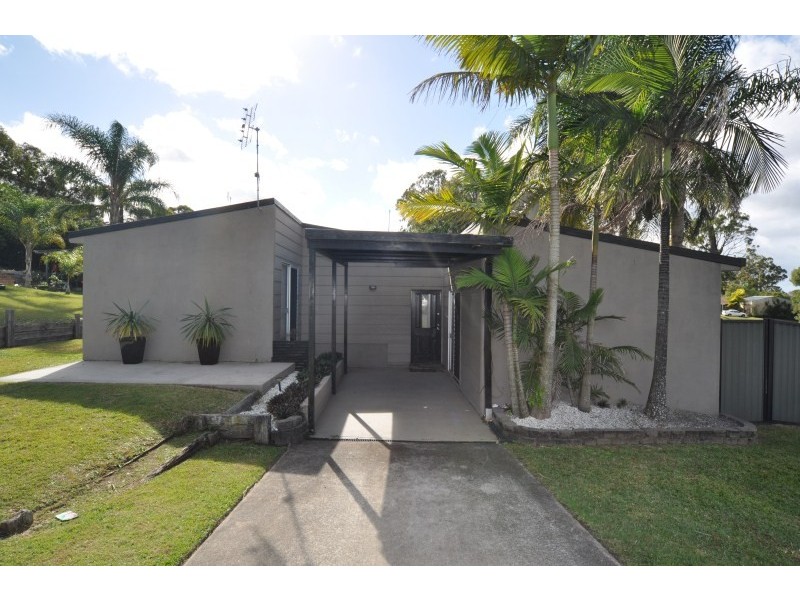 1 Finley Court, Helensvale QLD 4212