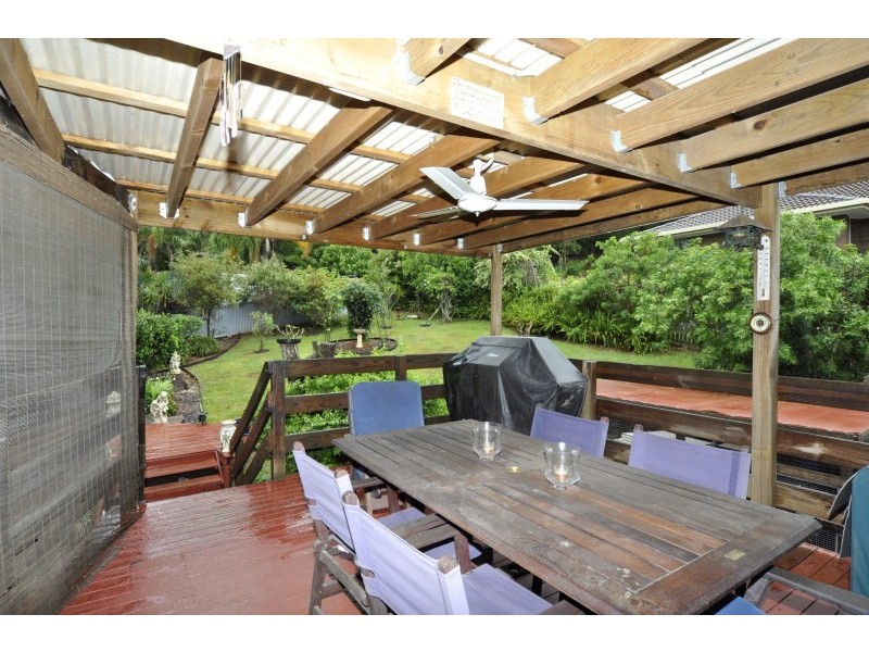 10 Innes Avenue, Molendinar QLD 4214