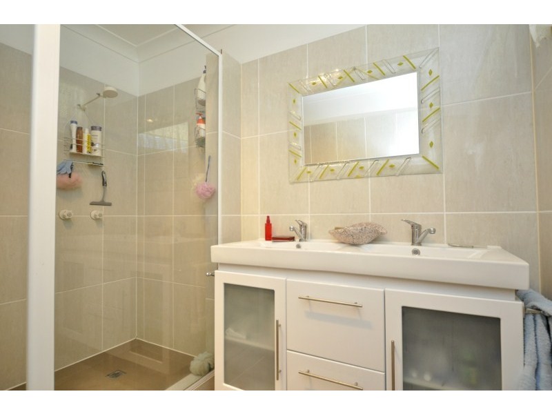 293 Napper Road, Arundel QLD 4214