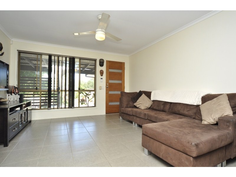 1/5 Theatre Street, Oxenford QLD 4210