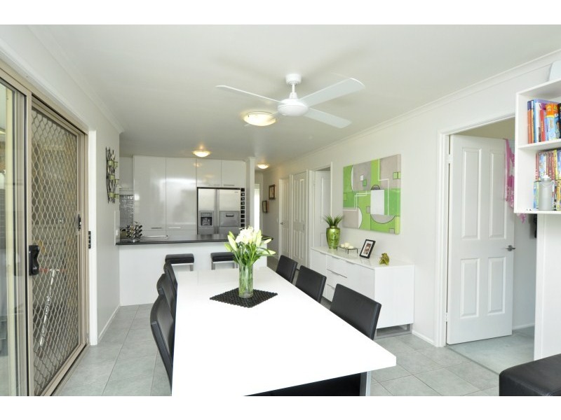 101 Universal Street, Oxenford QLD 4210