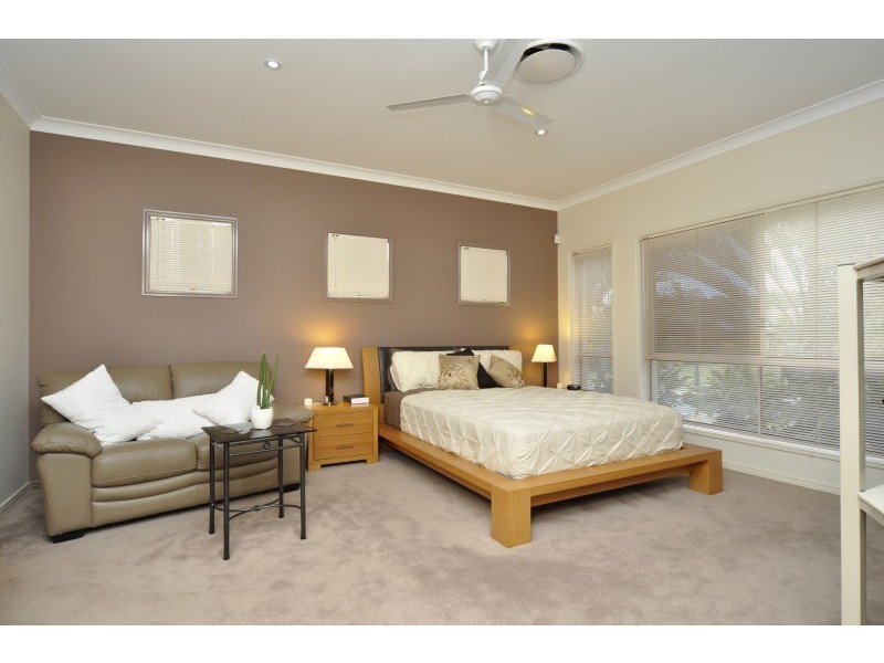 18 Irvine Street, Pacific Pines QLD 4211