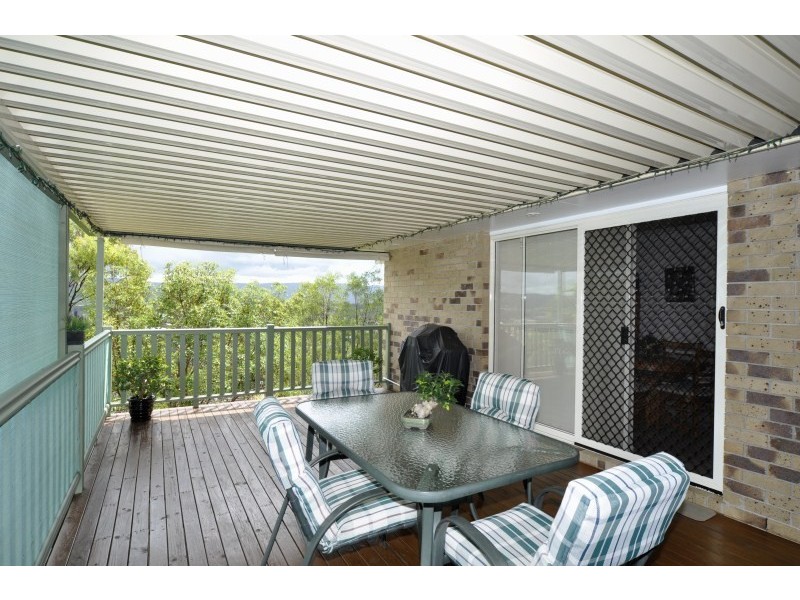 22 Crestridge Crescent, Oxenford QLD 4210