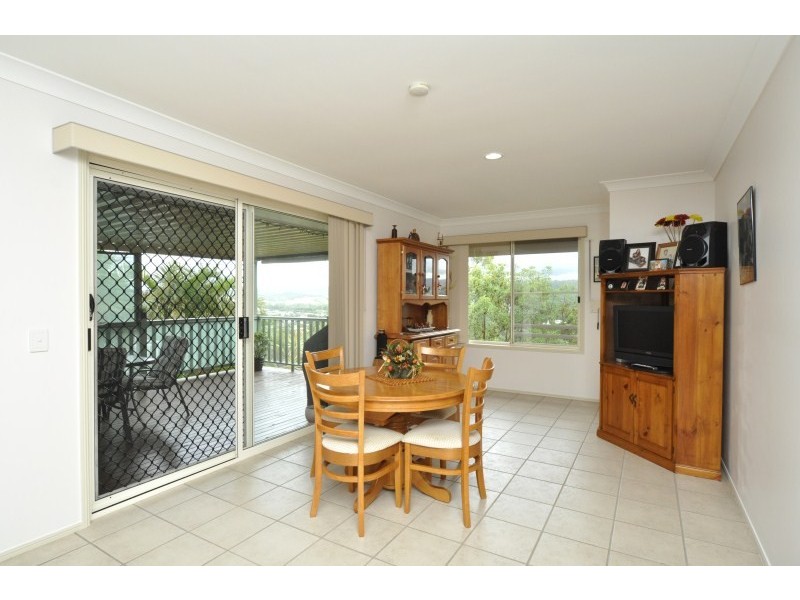 22 Crestridge Crescent, Oxenford QLD 4210