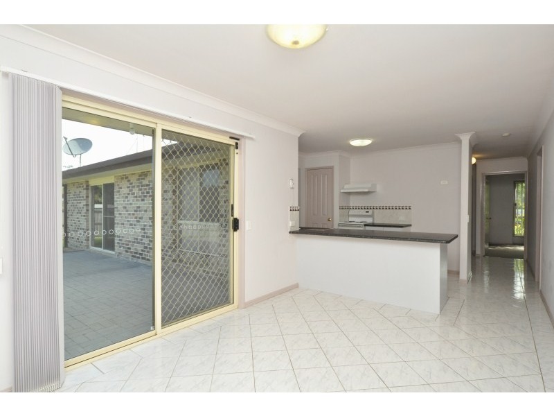 11 Sutton Court, Parkwood QLD 4214