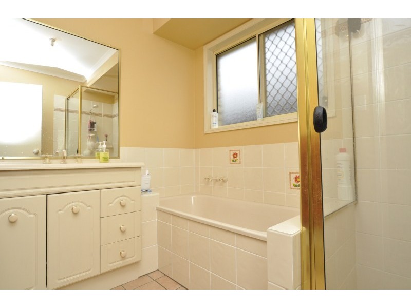 23 Taroona Circuit, Oxenford QLD 4210