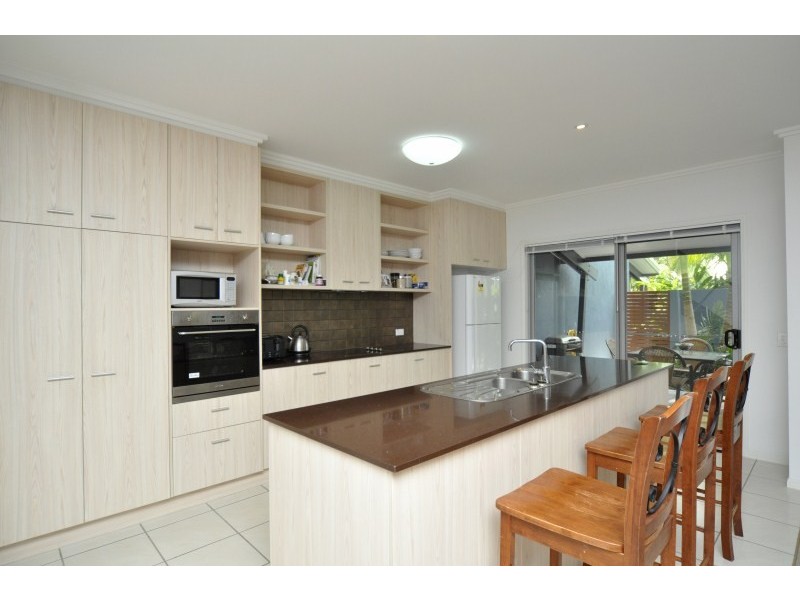 43/181 Lae Drive, Coombabah QLD 4216