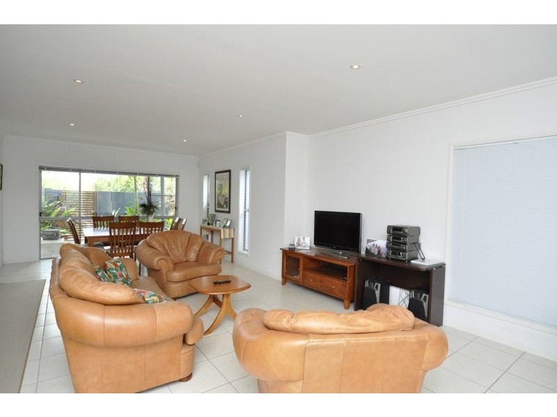 43/181 Lae Drive, Coombabah QLD 4216