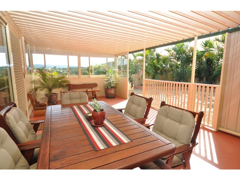 7 Pinehill Drive, Oxenford QLD 4210