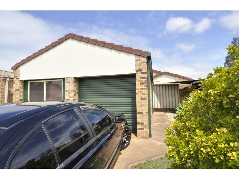 25 River Oak Drive, Helensvale QLD 4212