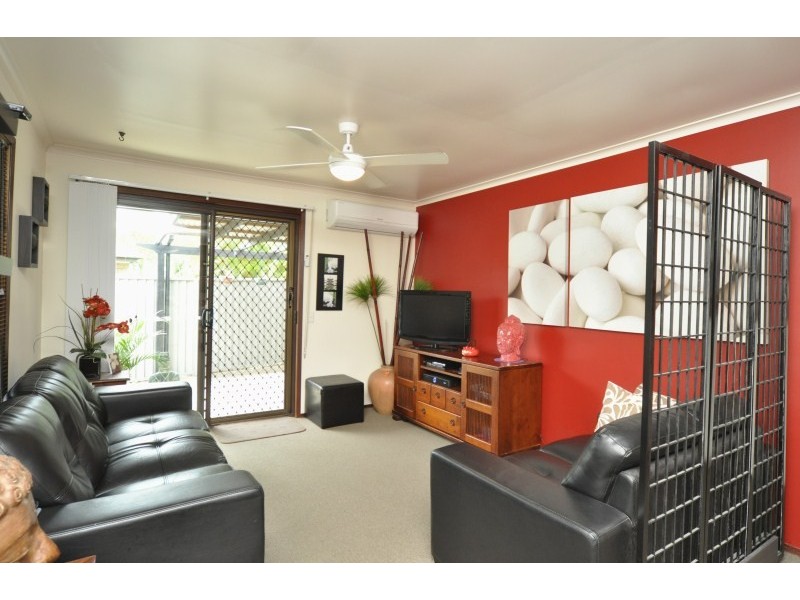2/22 Stephenson Street, Labrador QLD 4215