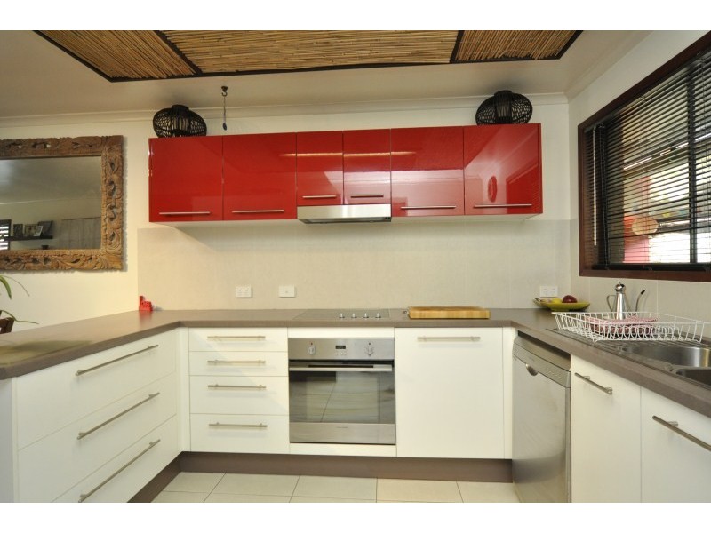 2/22 Stephenson Street, Labrador QLD 4215