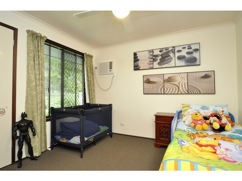 2/22 Stephenson Street, Labrador QLD 4215