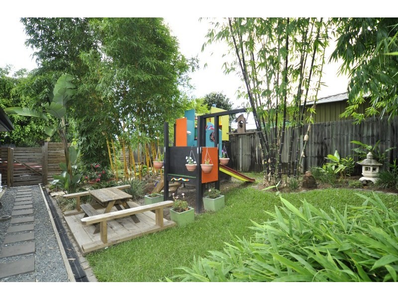 2/22 Stephenson Street, Labrador QLD 4215