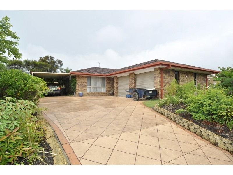 17 Village Way, Oxenford QLD 4210