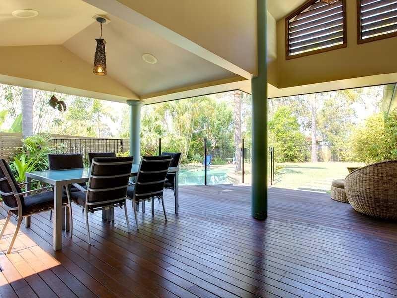 4 Nebo Place, Helensvale QLD 4212