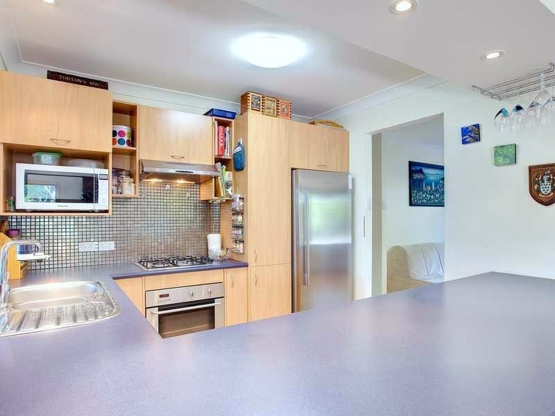 4 Nebo Place, Helensvale QLD 4212