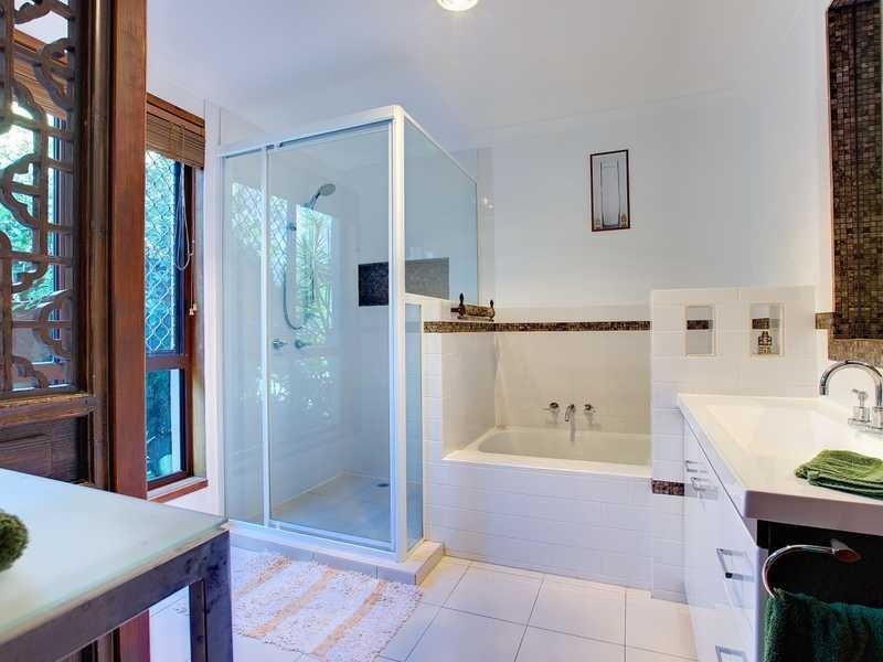 4 Nebo Place, Helensvale QLD 4212