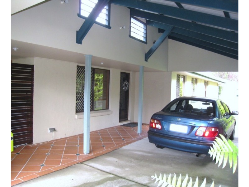 4 Nebo Place, Helensvale QLD 4212