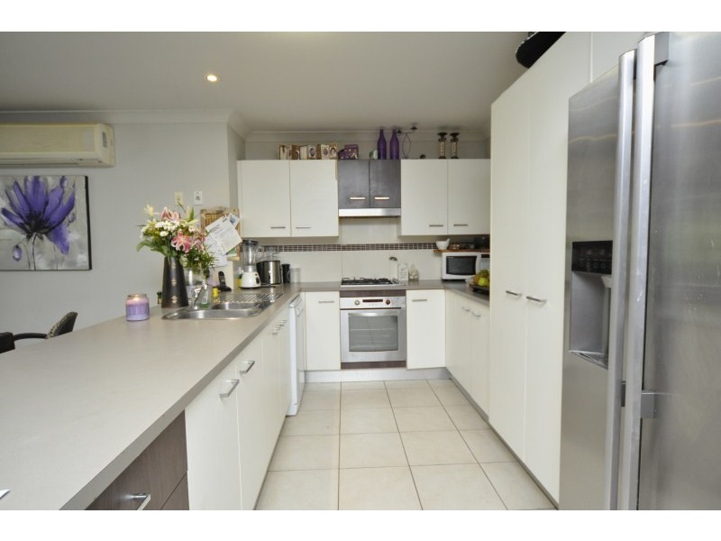 59 Cobb & Co Drive, Oxenford QLD 4210