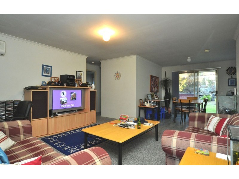 2/6 Camera Court, Oxenford QLD 4210