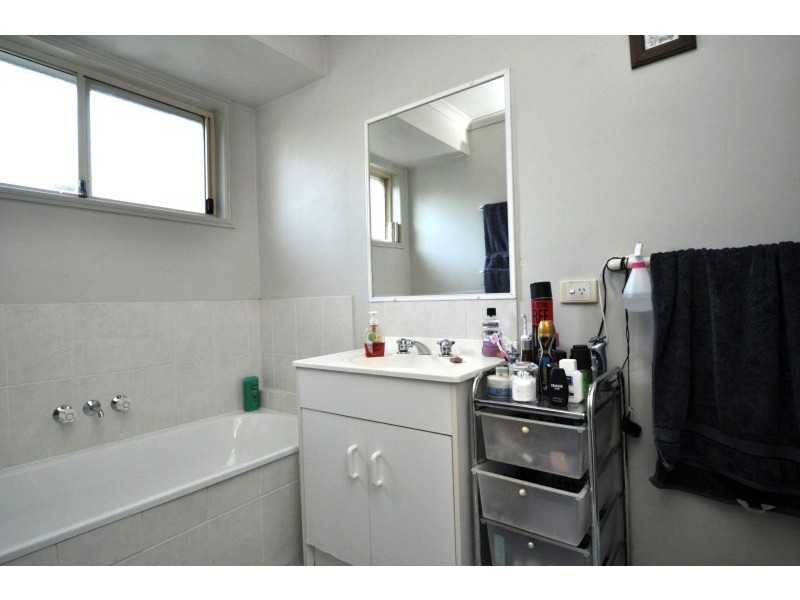 2/6 Camera Court, Oxenford QLD 4210