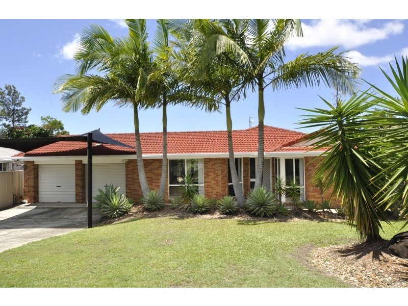 11 Glendale Place, Helensvale QLD 4212