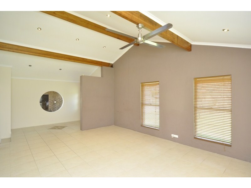 9 Wittenoom Court, Helensvale QLD 4212