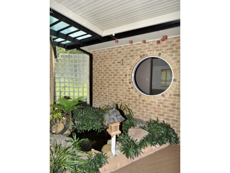 9 Wittenoom Court, Helensvale QLD 4212