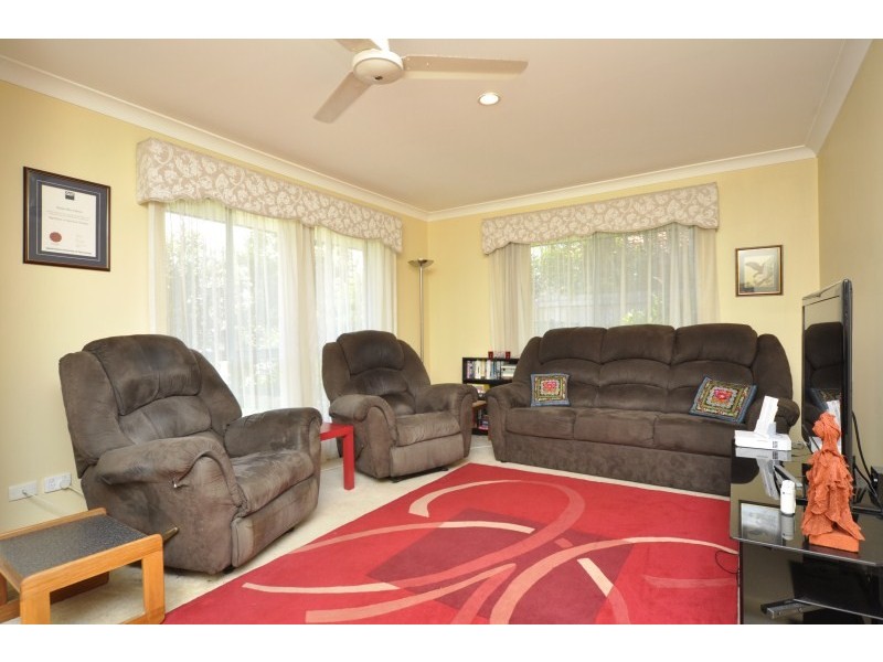 1/98 Cootharaba Drive, Helensvale QLD 4212