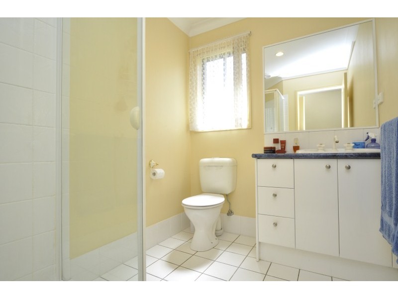 1/98 Cootharaba Drive, Helensvale QLD 4212