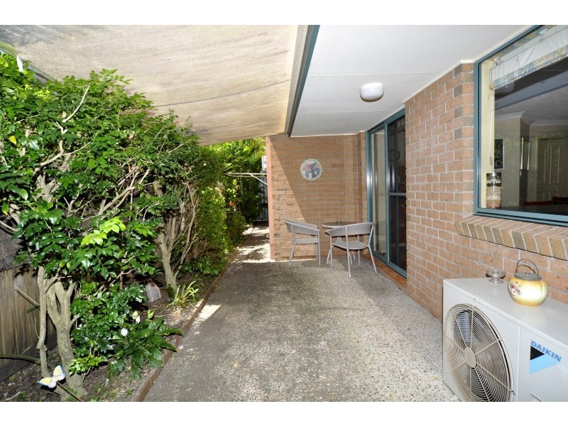 1/98 Cootharaba Drive, Helensvale QLD 4212