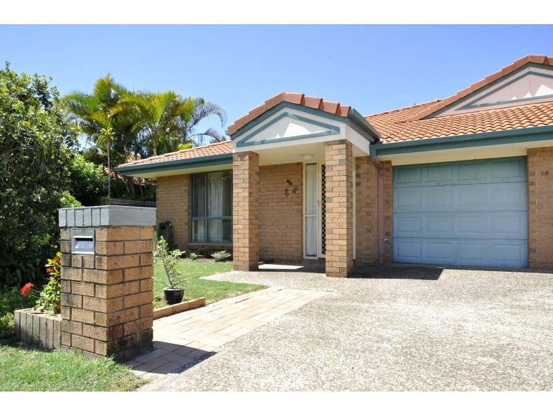 1/98 Cootharaba Drive, Helensvale QLD 4212