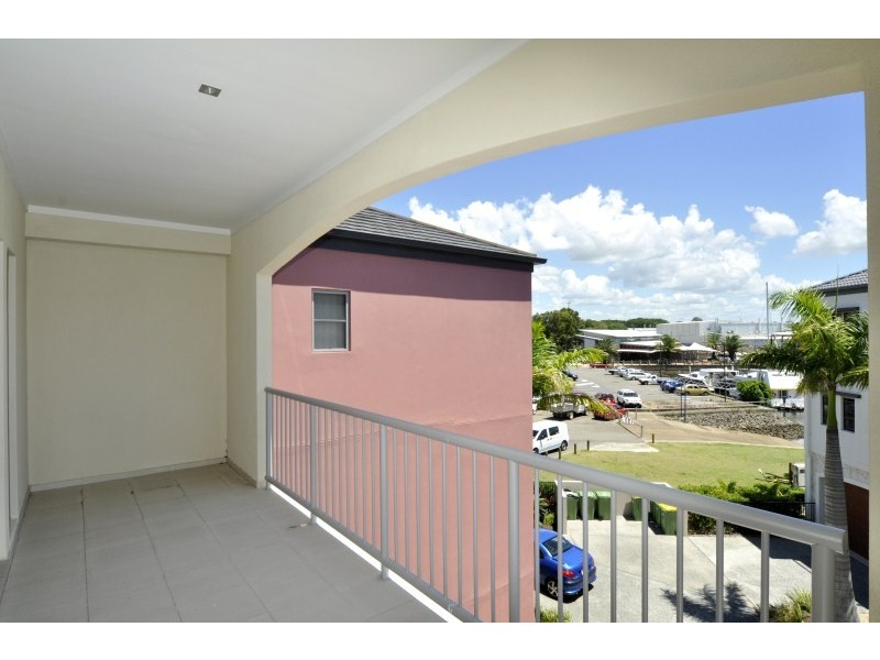 110/56 Sickle Avenue, Hope Island QLD 4212