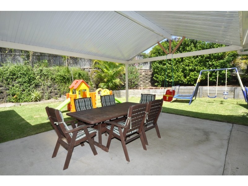 1/4 Paramount Place, Oxenford QLD 4210