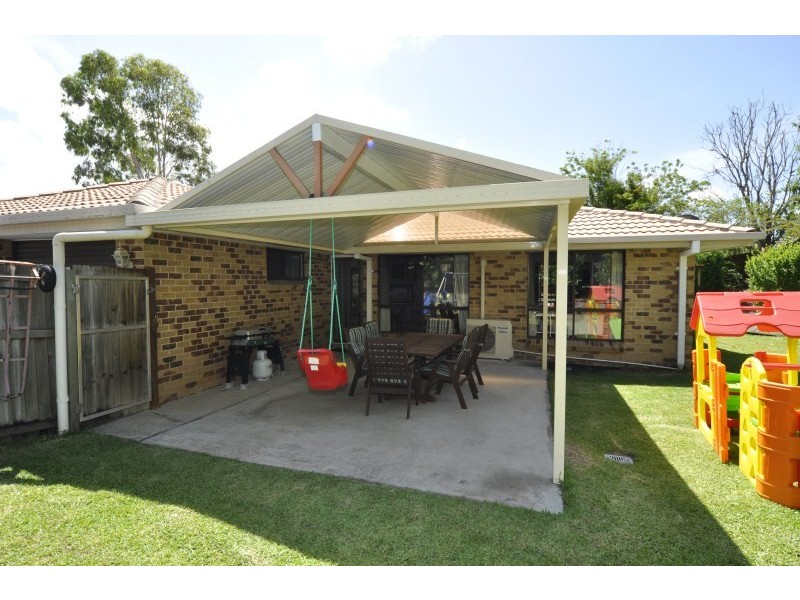 1/4 Paramount Place, Oxenford QLD 4210