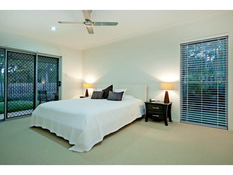 27 Scenic Crescent, Coomera QLD 4209