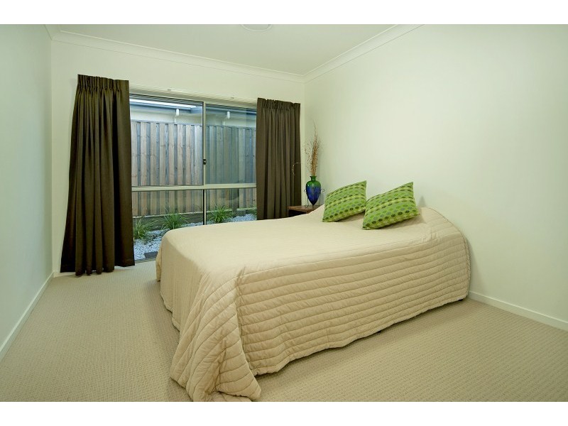 27 Scenic Crescent, Coomera QLD 4209