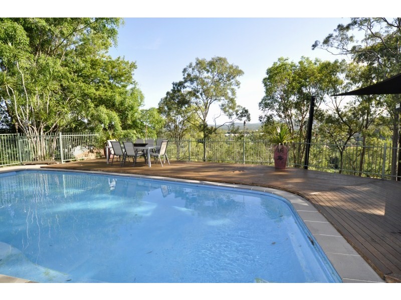 30 High Ridge Road, Gaven QLD 4211