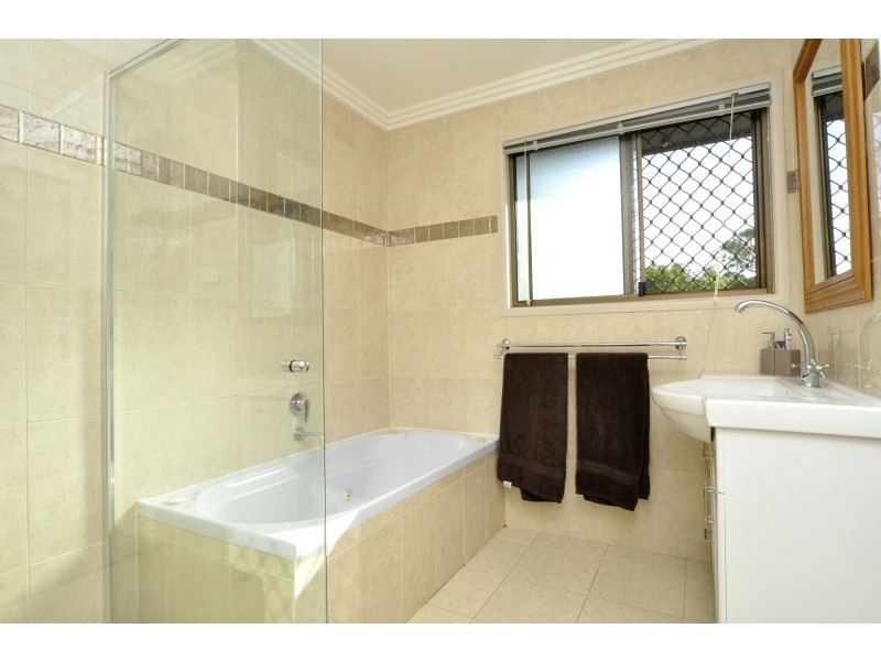 30 High Ridge Road, Gaven QLD 4211