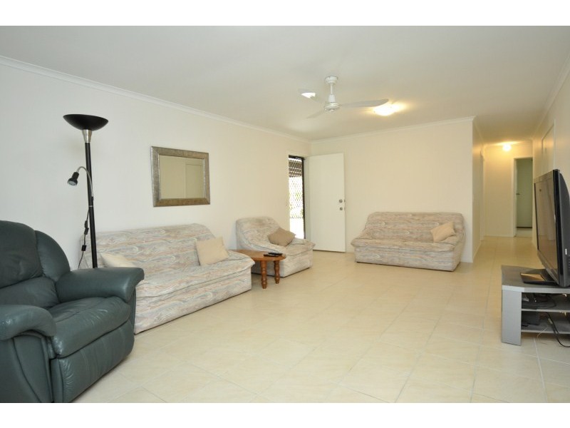 44 Jesmond Road, Helensvale QLD 4212