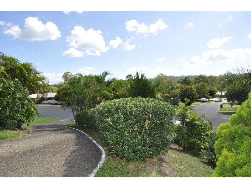19 Lismore Drive, Helensvale QLD 4212