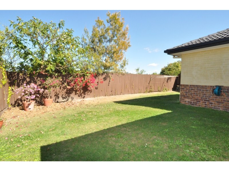 95 Lindfield Road, Helensvale QLD 4212