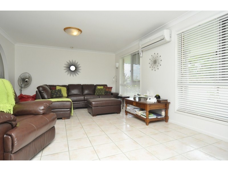 79 Parkes Drive, Helensvale QLD 4212