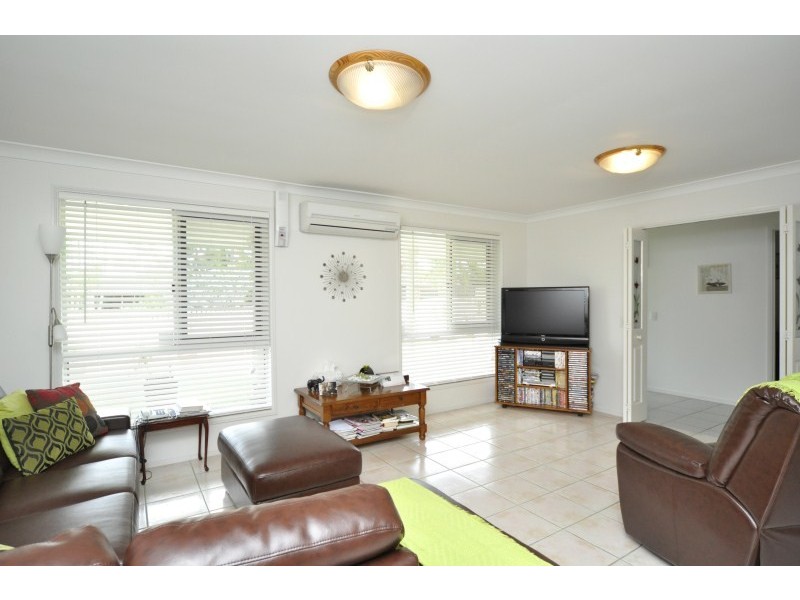 79 Parkes Drive, Helensvale QLD 4212