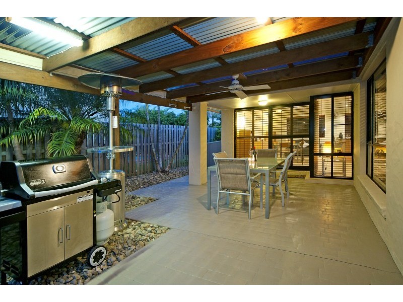 5 Ken Crescent, Monterey Keys QLD 4212