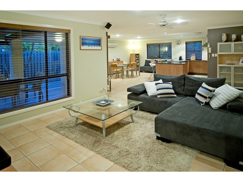 5 Ken Crescent, Monterey Keys QLD 4212