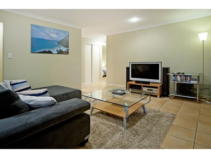 5 Ken Crescent, Monterey Keys QLD 4212