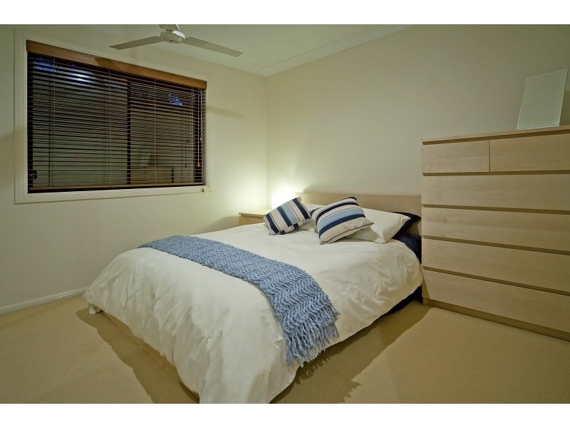 5 Ken Crescent, Monterey Keys QLD 4212